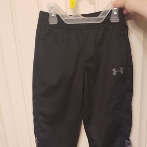 UA black and gray pants